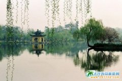 ���������������K����С����ˮ�˼ҵĽ��亼��֮��